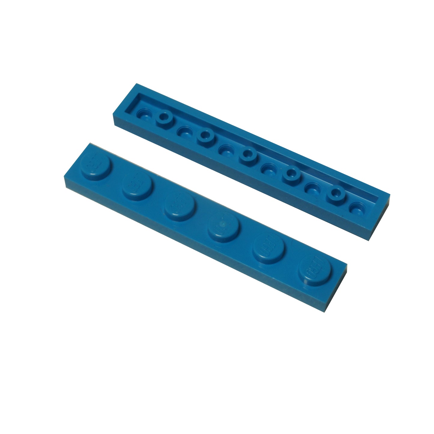 Plate 1 x 6 in dark azure – LEGO® part 3666, long 6-stud plate used for structural support and building stability
