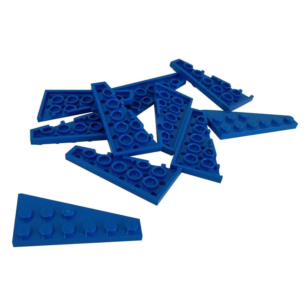Shop LEGO® Part 54384 Wedge Plate 6 x 3 Left in multiple colours. Pairs with right wedge 54383 for spaceship wings, aircraft and custom LEGO® builds. Blue