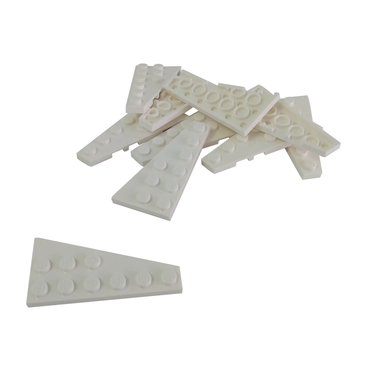 Shop LEGO® Part 54384 Wedge Plate 6 x 3 Left in multiple colours. Pairs with right wedge 54383 for spaceship wings, aircraft and custom LEGO® builds. White