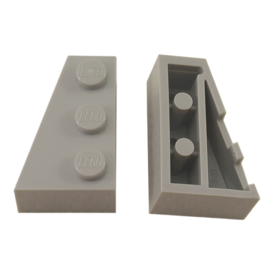 Shop LEGO® Part 6565 Wedge 3 x 2 Left in multiple colours. Ideal for angled vehicle bodywork, spacecraft details and custom LEGO® creations.