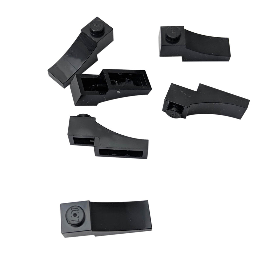LEGO® Arch 1 x 3 Inverted in black, used for decorative arches, doorways, and smooth underside detailing
