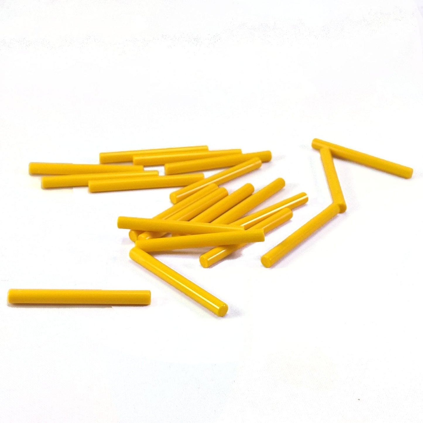 LEGO® elemento barra 4L dritta, comunemente usato come lama di lightsaber o bastone, colore giallo
