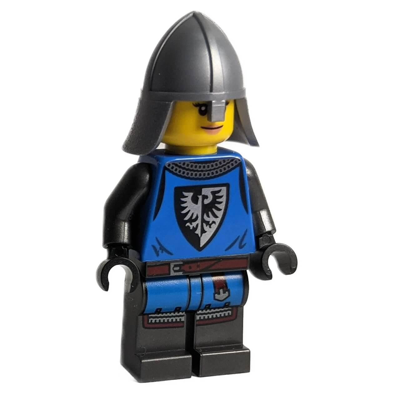 LEGO® Světlá Zelená Minifigurka samice strážkyně Falcon (cas555) s plochým stříbrným ochranným límcem a brněním se znakem Falcon.
