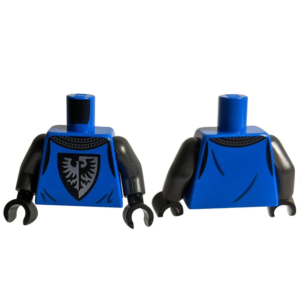 LEGO® Hitam Torso Falcon (973pb4202c01) berwarna biru dengan lambang perisai falcon, lengan kelabu gelap mutiara, dan tangan hitam.
