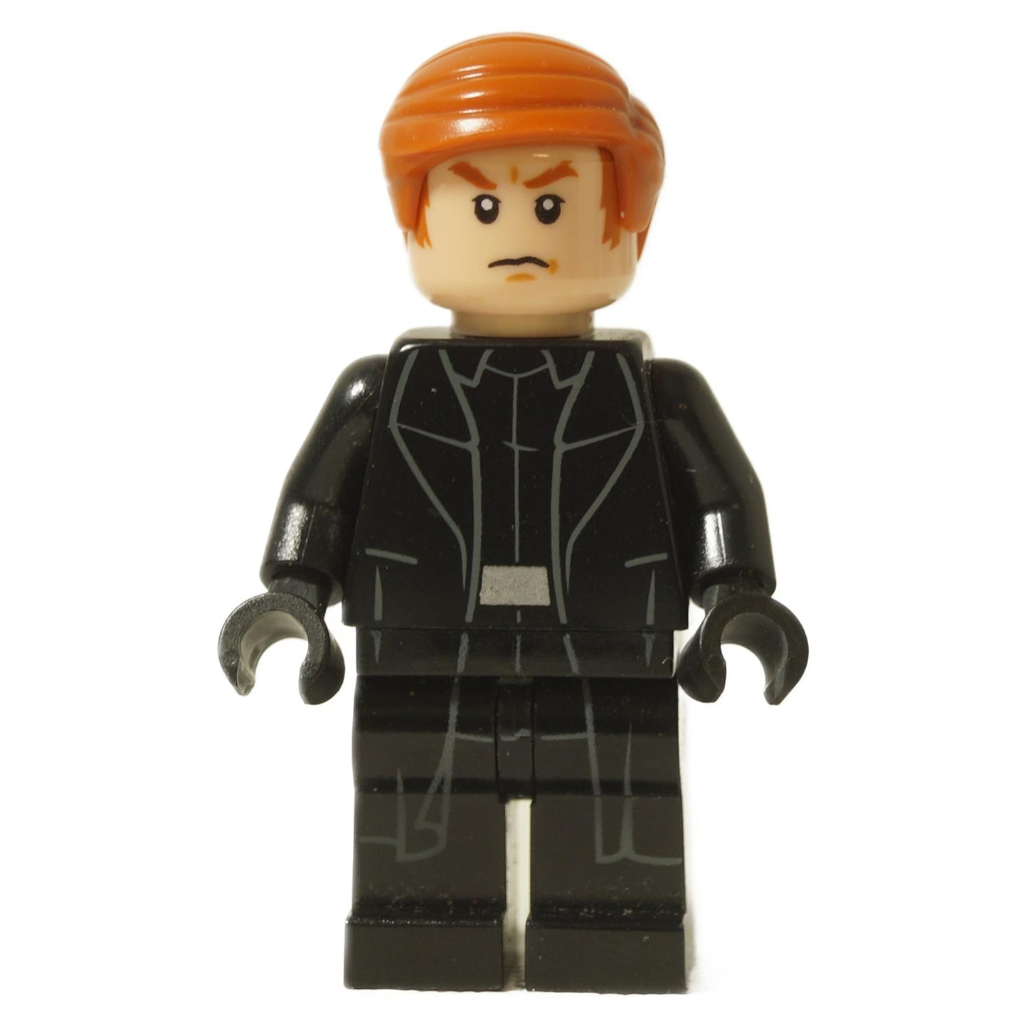  Minifigura de LEGO Star Wars General Hux mostrada de frente. La figura tiene cabello naranja oscuro, una expresión enojada y lleva un uniforme negro de oficial de la Primera Orden.