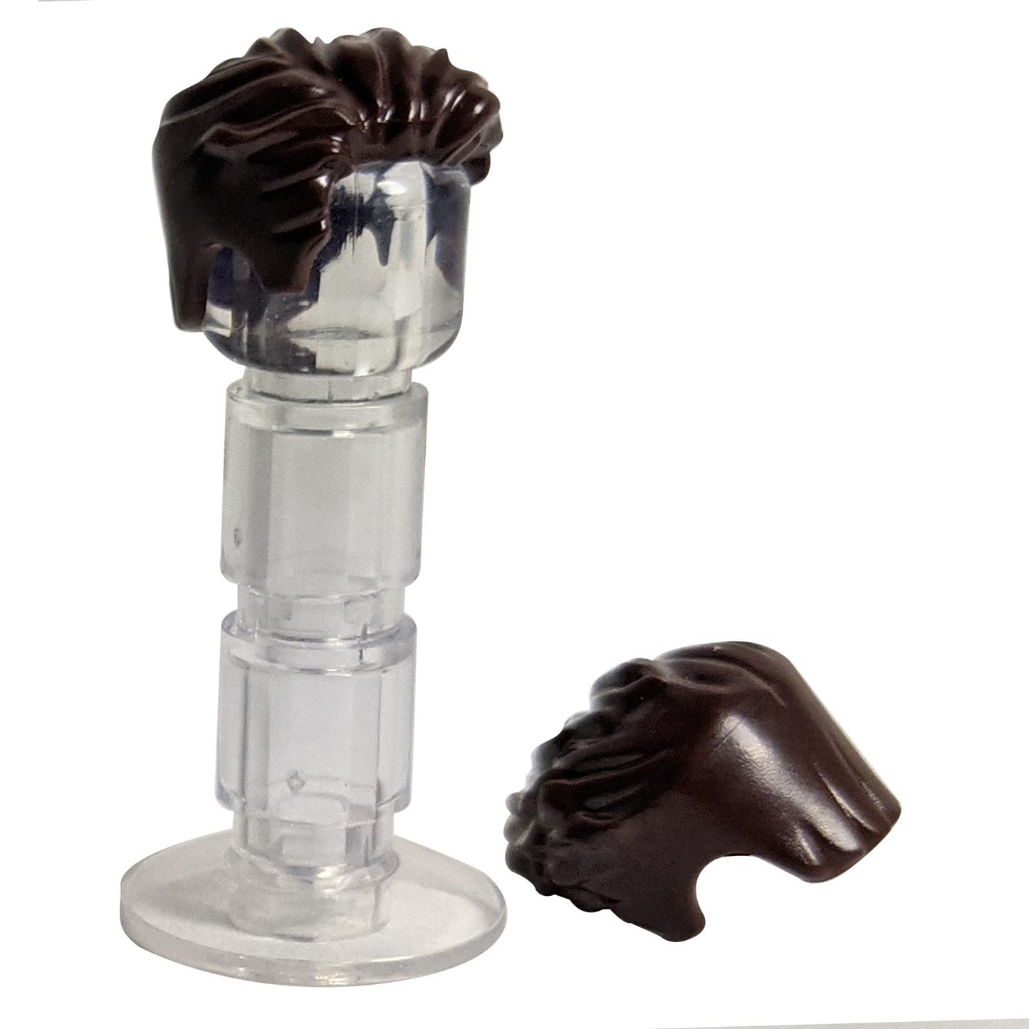 LEGO® cabello de minifigura peinado a la izquierda y despeinado con una ligera entrada de viuda y patillas cortas (23186) en marrón oscuro.

