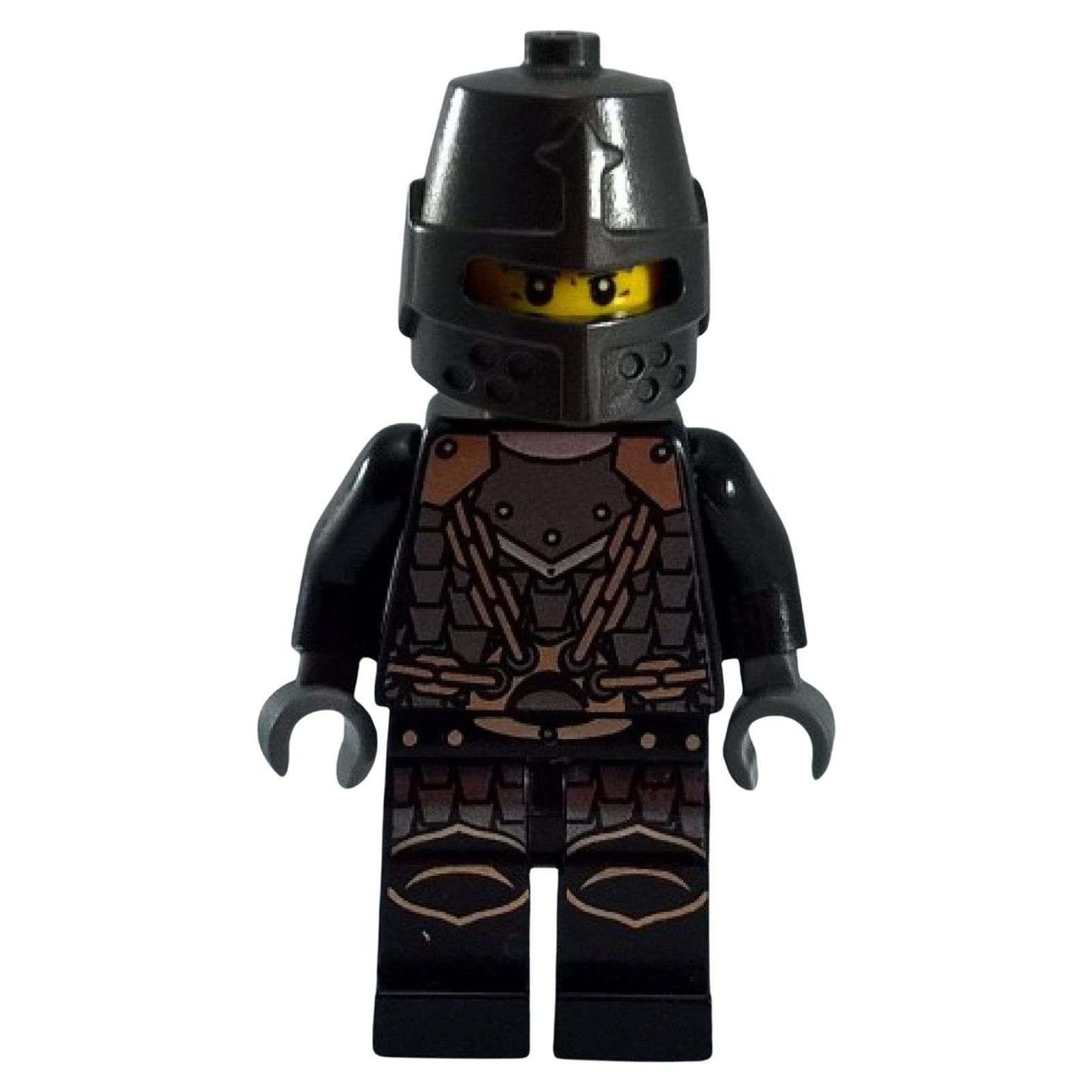 LEGO Kingdoms Dragon Knight cas468 minifigure with closed helmet and gray beard standing