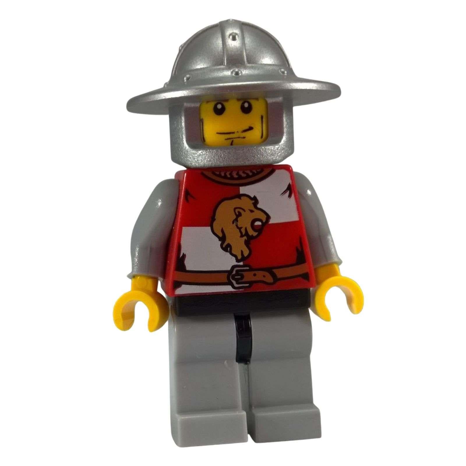 LEGO Kingdoms Lion Knight cas446 minifigure with broad brim helmet and cheek lines
