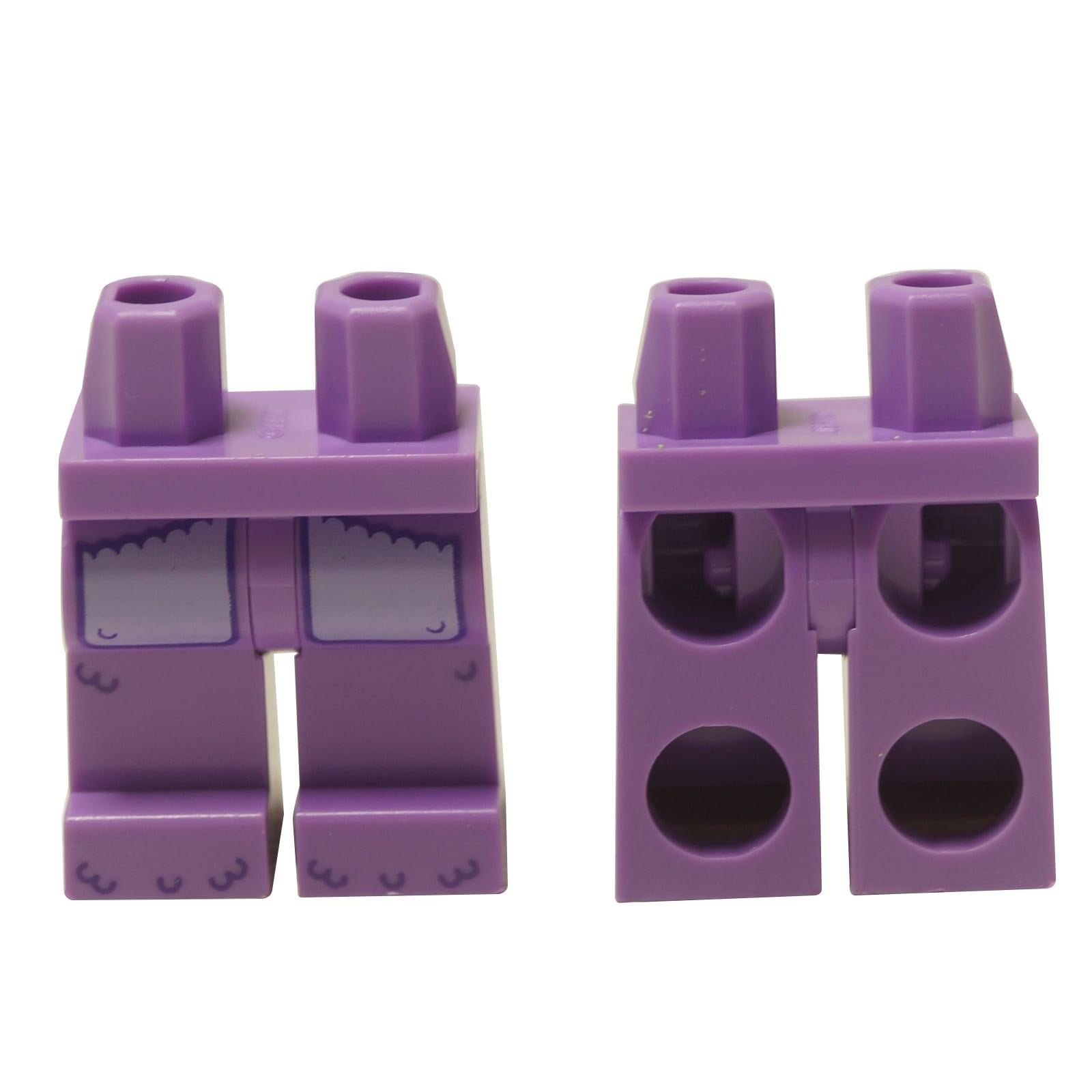  LEGO® Sestava boků a nohou (970c00pb1710) ve střední levandulové barvě s potiskem tmavě fialových chlupů a levandulovými kapsami.