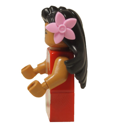 Side view of LEGO® Lilo minifigure with long dark hair and pink flower, wearing a red leaf-patterned dress.