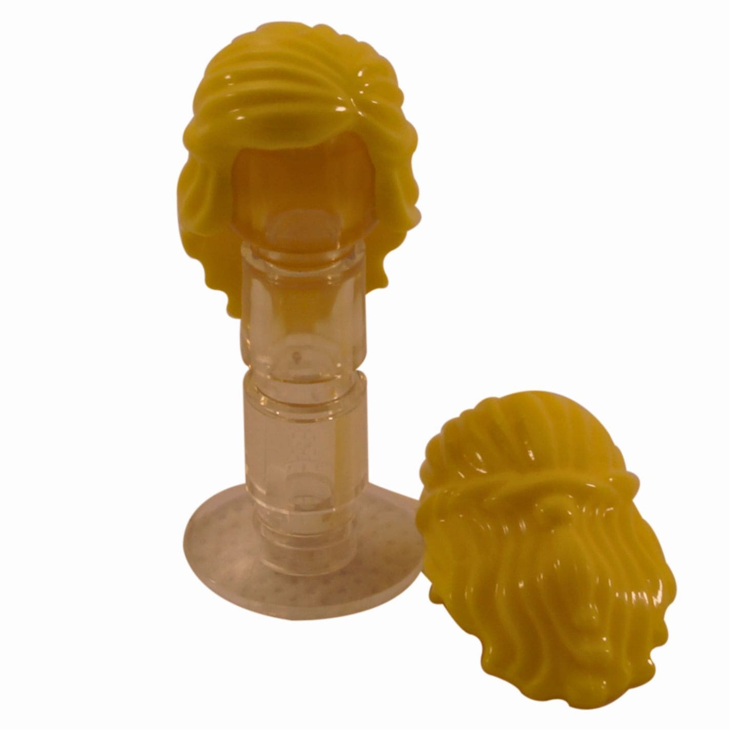 LEGO® cheveux de minifigure féminine avec un style de longueur intermédiaire et un détail tressé entourant les côtés, profil arrière lisse, jaune clair éclatant
