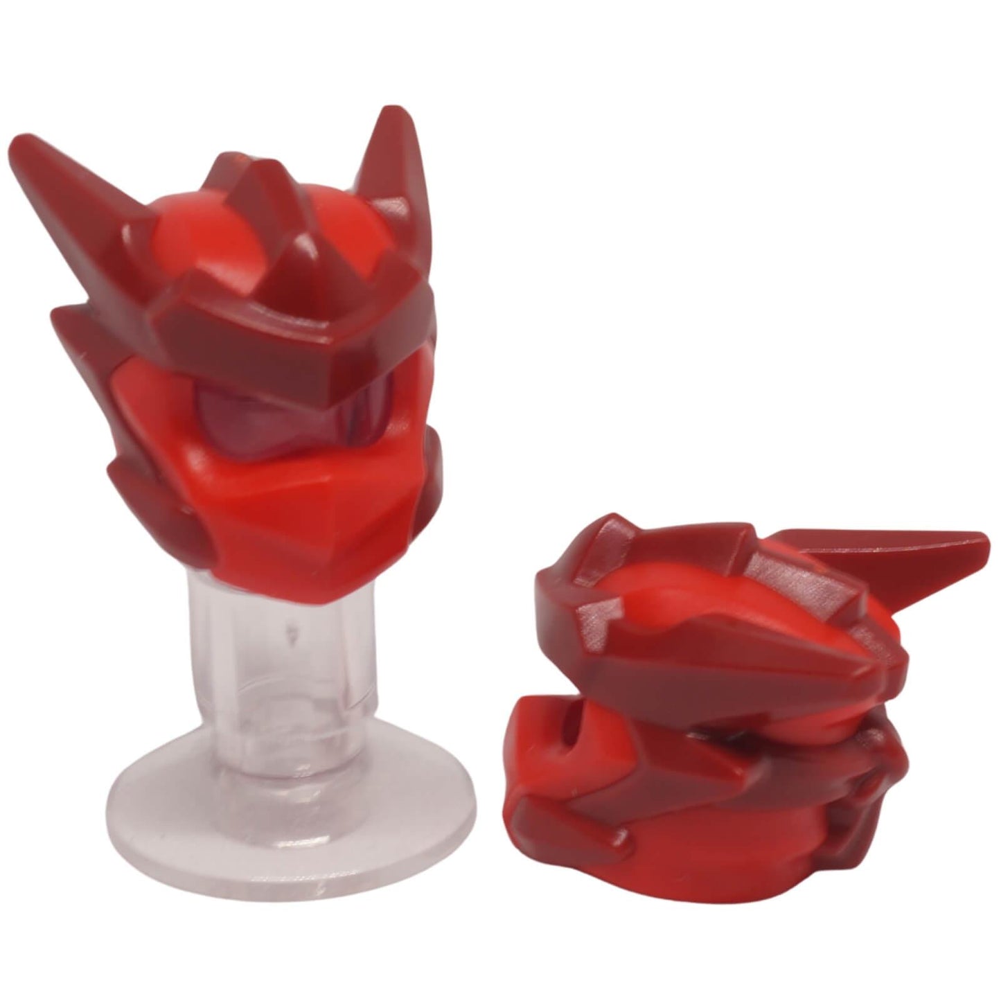 LEGO® NINJAGO helmet with molded crests and barb details 115499pb04