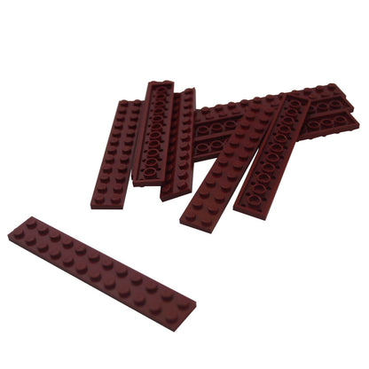LEGO® Piastra 2 x 12 in rosso scuro, una lunga piastra rettangolare da costruzione con dodici bottoni sopra.
