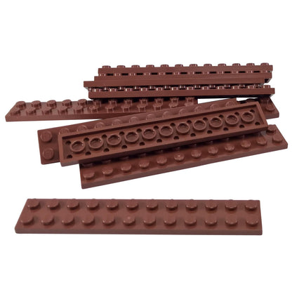 LEGO® Piastra 2 x 12 in marrone rossastro, una lunga piastra rettangolare da costruzione con dodici bottoni sopra.
