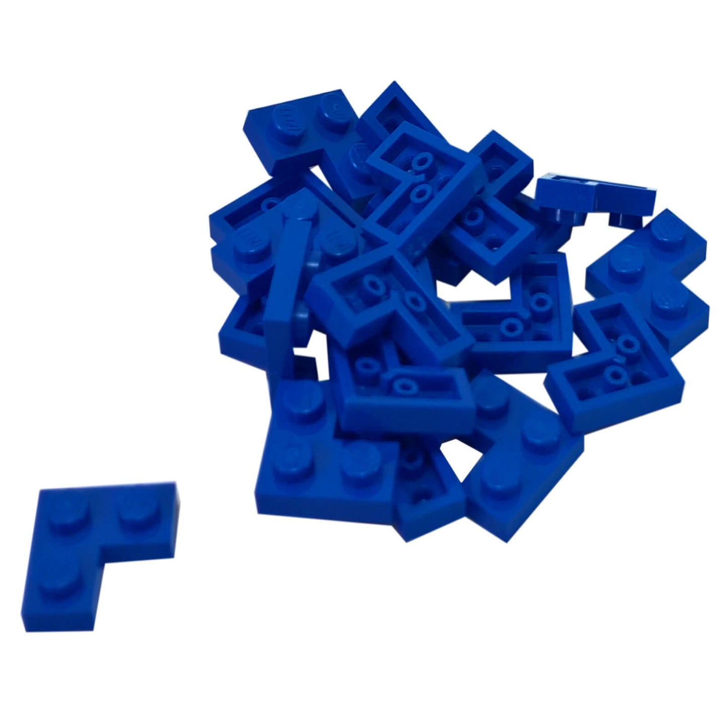 LEGO plate 2x2 corner part 2420 L shaped plate blue