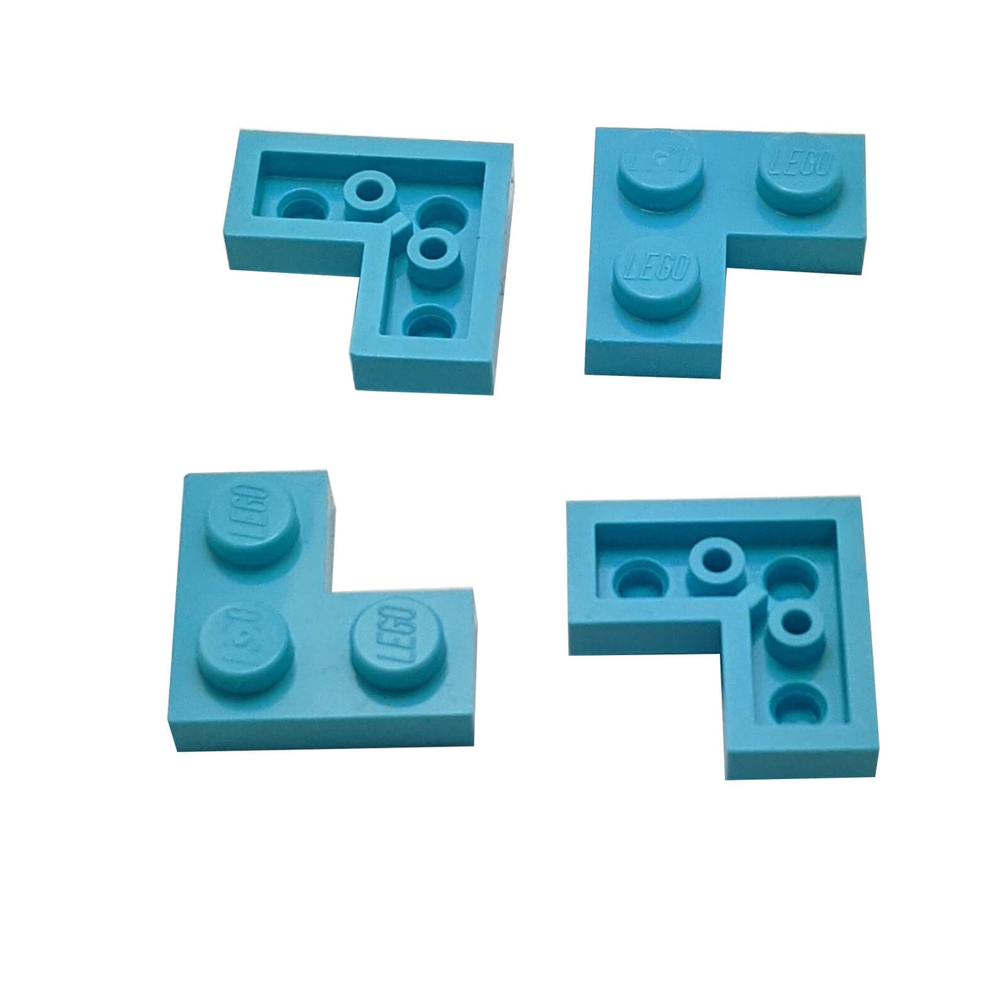 LEGO plate 2x2 corner part 2420 L shaped plate medium azure