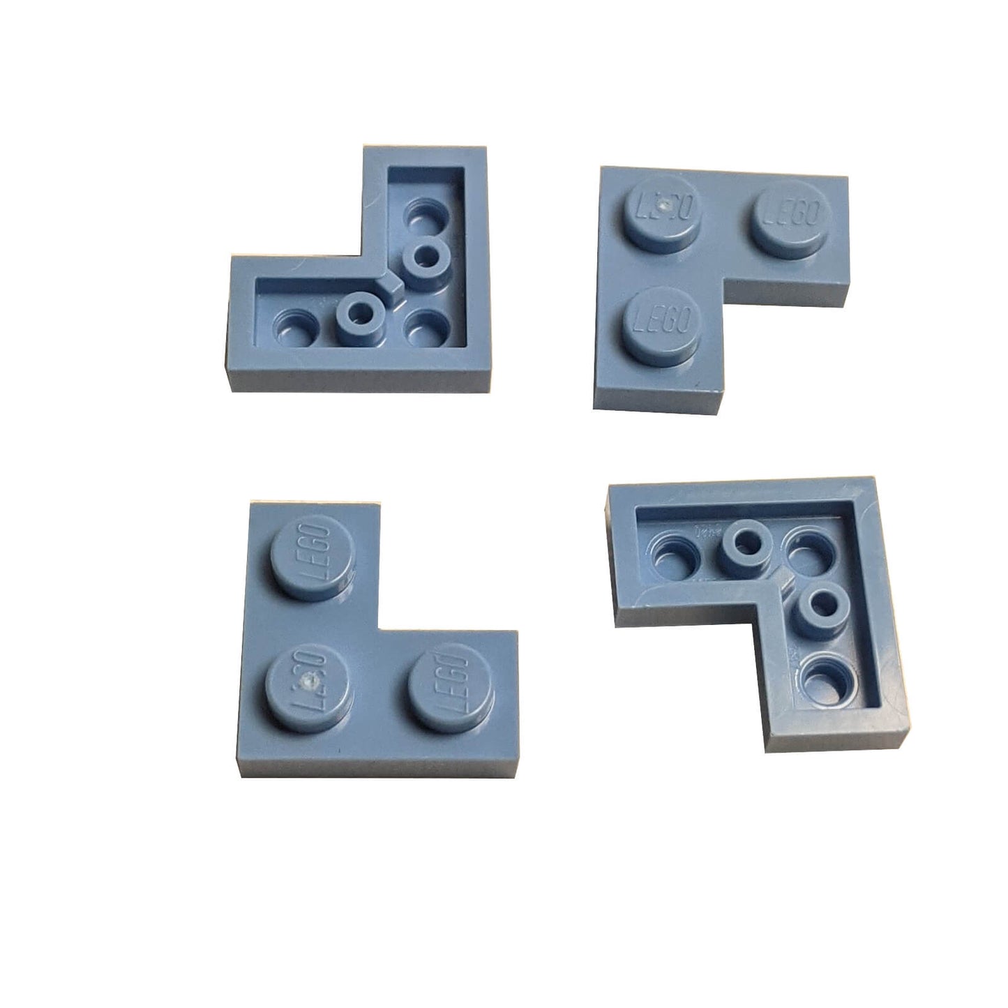 LEGO plate 2x2 corner part 2420 L shaped plate sand blue