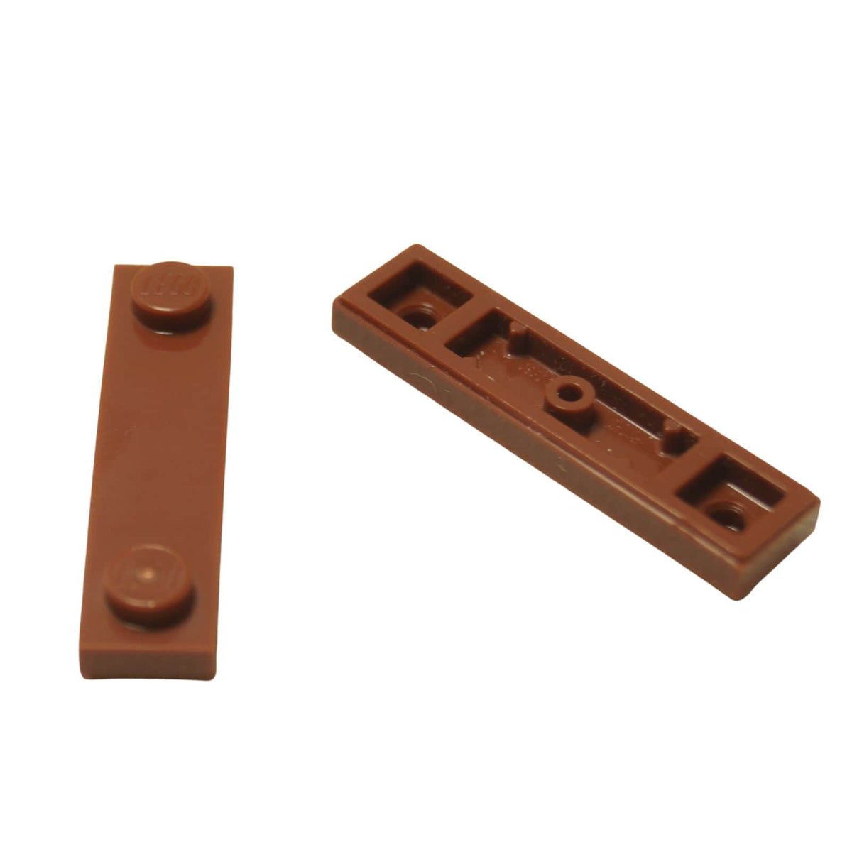 LEGO® 修正されたプレート 1 x 4、2 スタッドと溝付き (41740) – www 