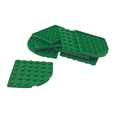 LEGO® Pyöreä Kulmapala 6 x 6 (6003) vihreänä, suuri kaareva kulmapala, jota käytetään sileissä pyöreissä rakennelmissa.
