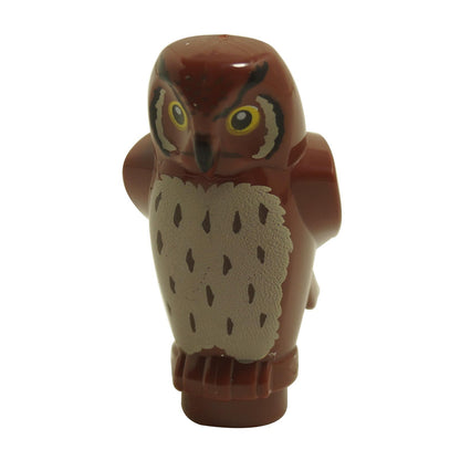 LEGO® reddish brown owl with tan chest and dark feather print – classic owl figure with forward-facing eyes and angular features