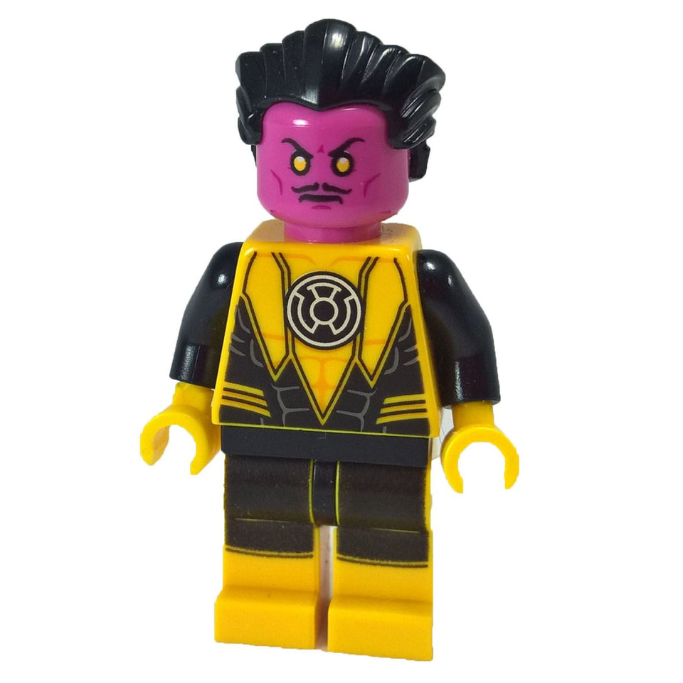 Buy LEGO® Sinestro minifigure sh0144 from Green Lantern vs. Sinestro set 76025. Yellow and black suit design.