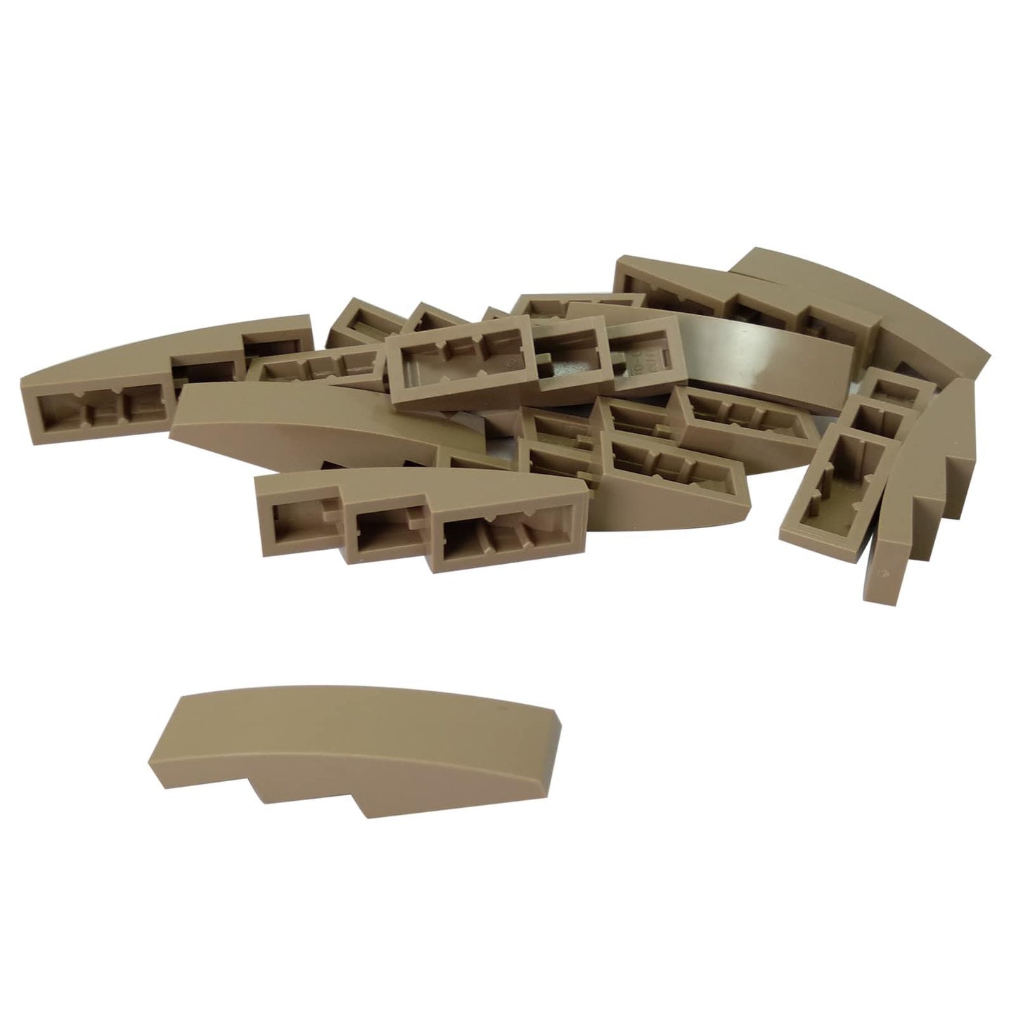 LEGO® ívelt lejtő 4 x 1 darab, sima, lekerekített felület járműformákhoz és részletes alakításokhoz, sötét homokszínű
