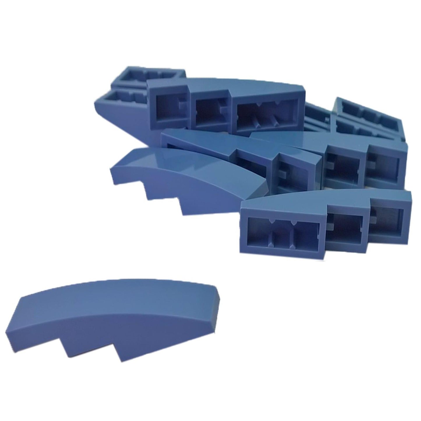 LEGO® ívelt lejtő 4 x 1 darab, sima, lekerekített felület járműformákhoz és részletes alakításokhoz, homokkék szín
