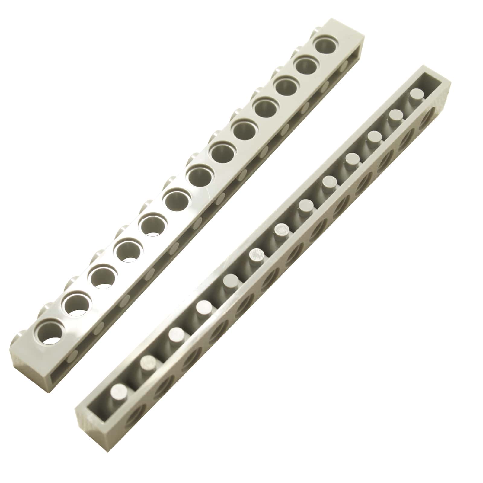 LEGO® Technic Brick 1 x 14 mit Löchern in lichtblaugrau, langer Balken für strukturelle Bauten.
