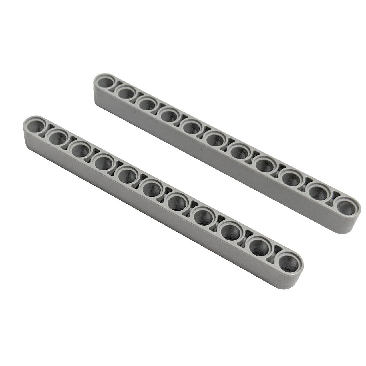 Zwei hellblaugraue LEGO Technic Liftarm Dick 1 x 11 Teile (Teil 32525), parallel angeordnet, zeigen ihre elf Stiftlöcher und das robuste, dicke Profil.