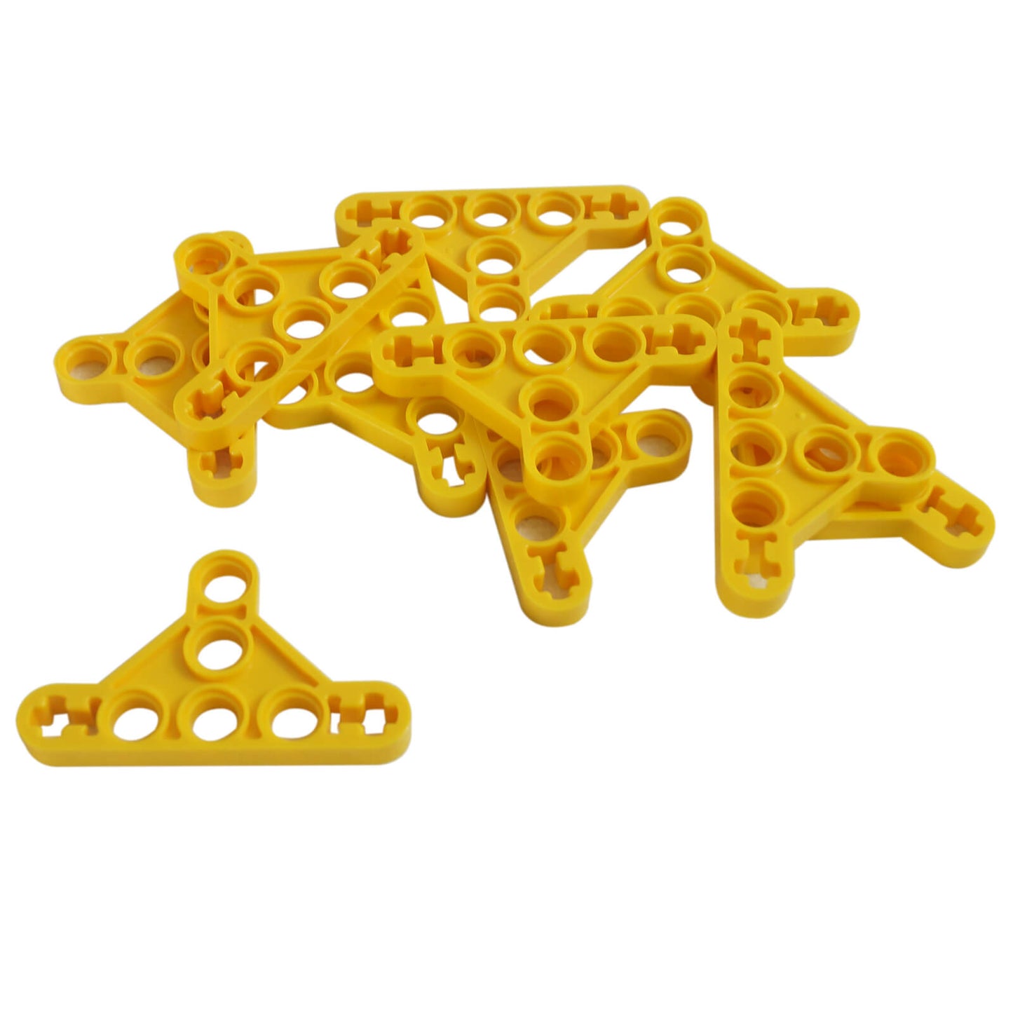 LEGO® Technic Modified Triangle Thin 3x5 Liftarm 99773 in bright yellow, multiple pieces displayed on white background