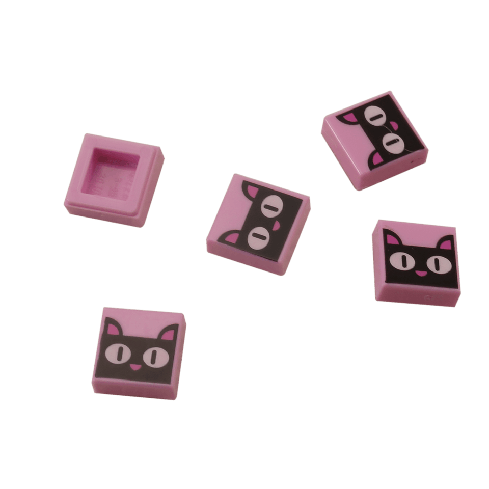 LEGO Tile 1 x 1 with Groove Cat Face Pattern 3070bpb141