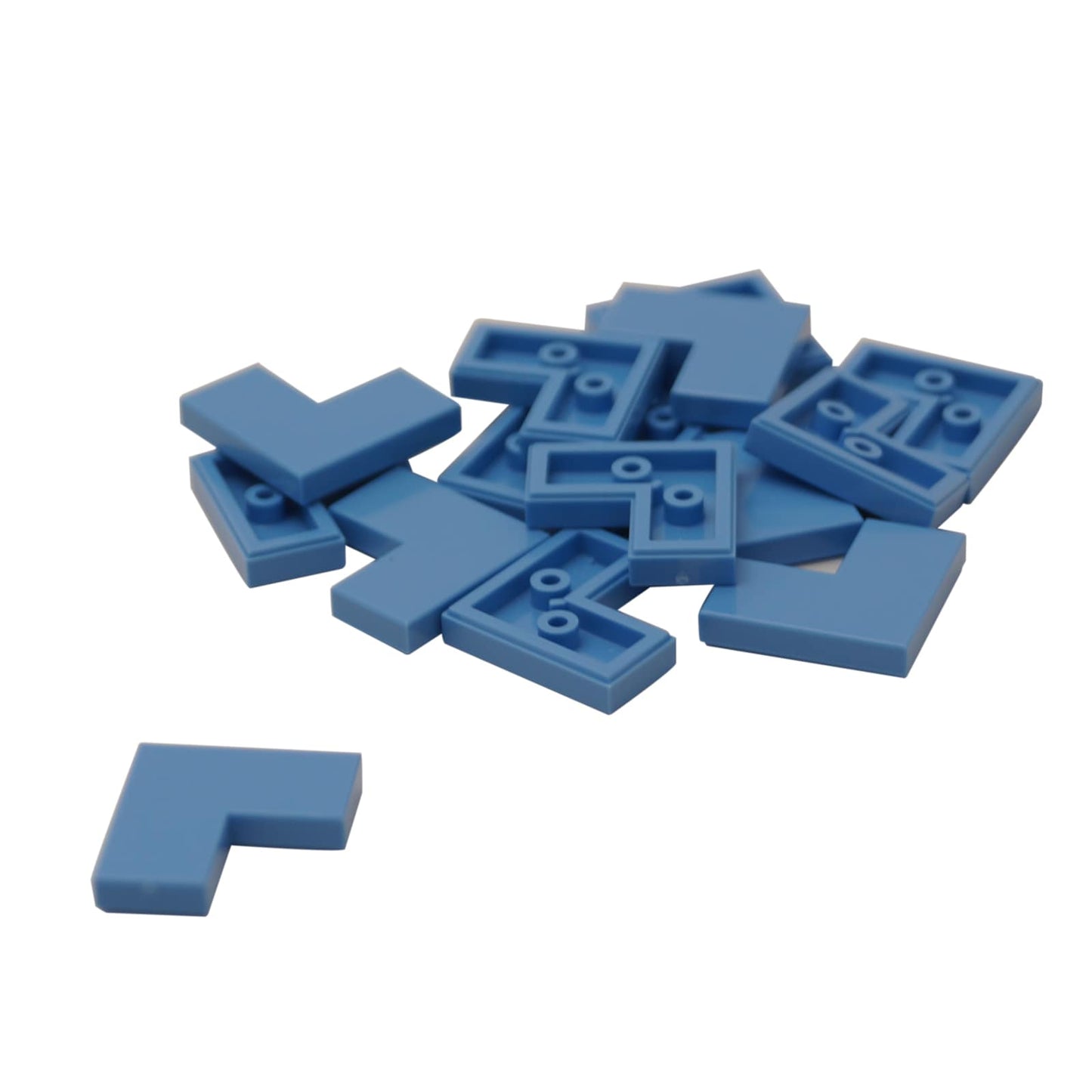 LEGO® tile 2 x 2 corner piece with smooth surface, used for angled floors and clean edges, medium blue color
