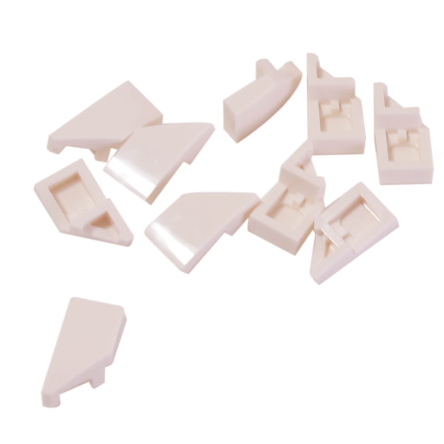 LEGO® Wedge 2 x 1 x 2/3 Sinistra (Parte 29120) in bianco, comunemente usato per costruzioni angolari e dettagli lisci
