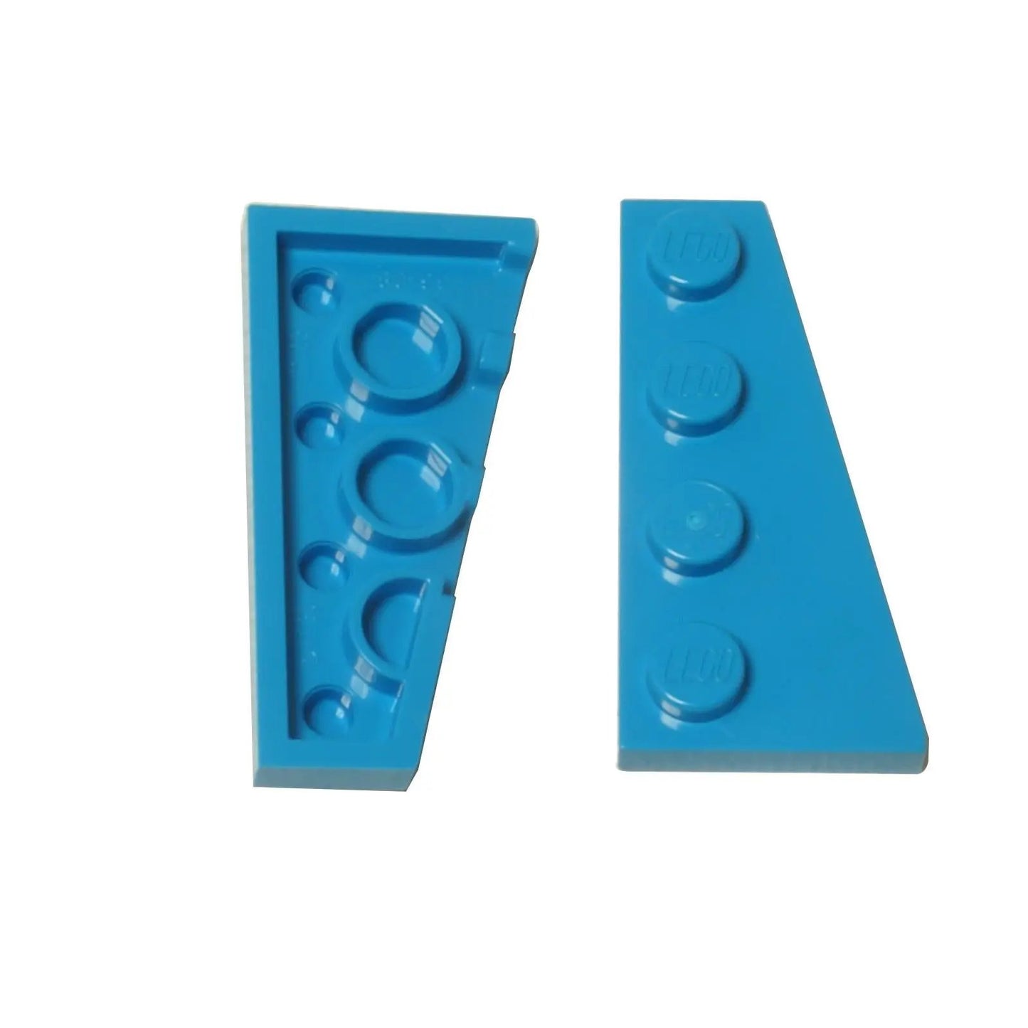LEGO® Wedge Plate 4 x 2 Right (41769) in dark azure, an angled plate ideal for streamlined vehicles, wings, and detailed asymmetrical designs.
