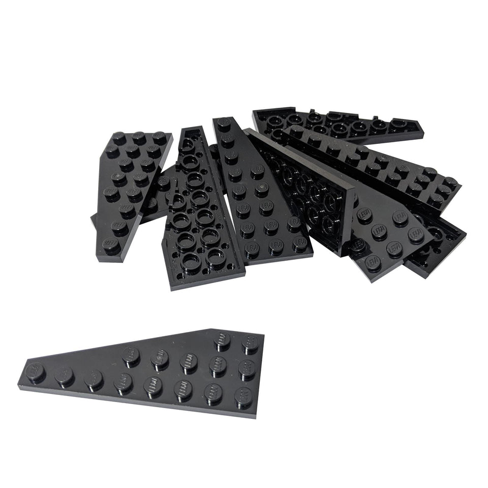 LEGO® plaque en coin 8 x 3 pièce pentagonale côté droit, forme inclinée pour panneaux de véhicule ou détails structurels, couleur noire
