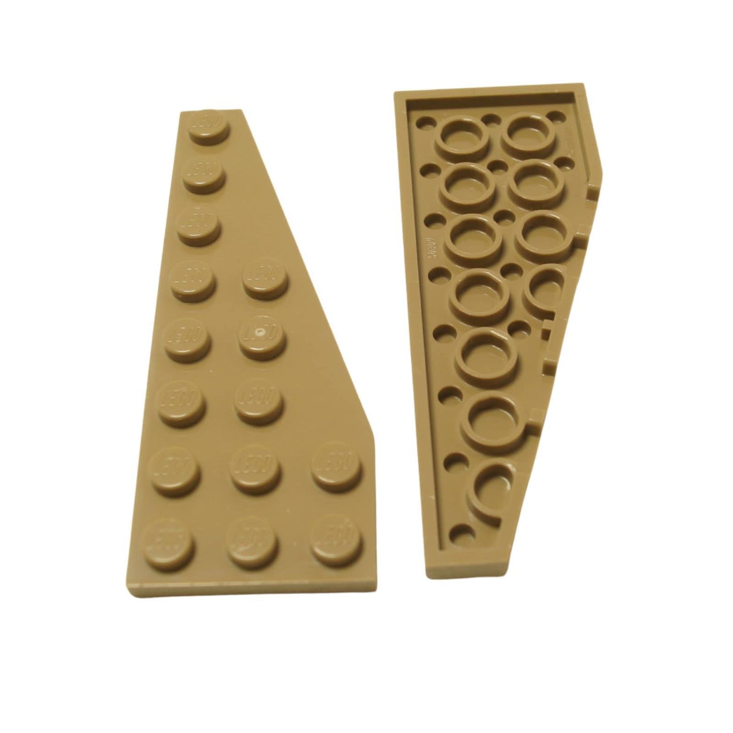 LEGO® plăcuță înclinată 8 x 3, piesă pentagonală pe partea dreaptă, formă înclinată pentru panouri de vehicule sau detalii structurale, culoare bej
