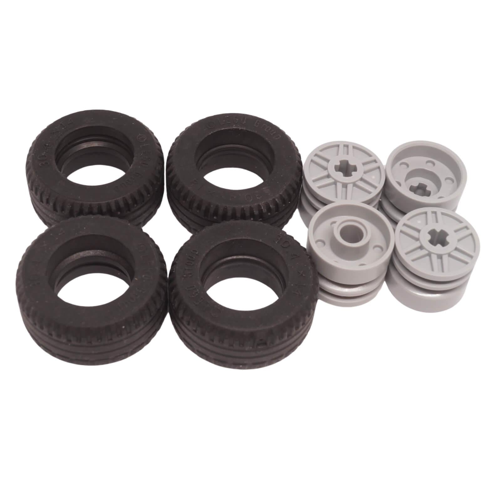 LEGO® wheel assembly set with four tyres and wheel hub combinations