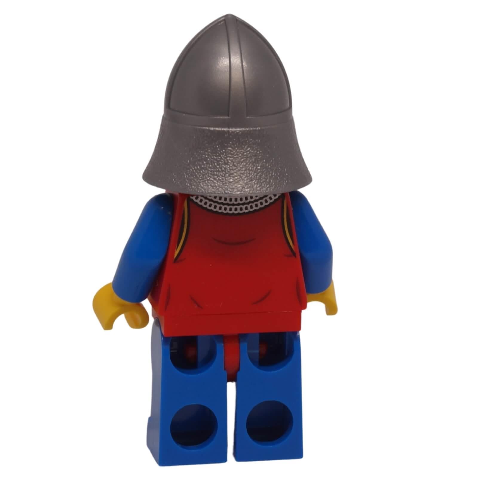 LEGO Lion Knight Minifigure bdp275 with flat silver neck protector helmet back profile
