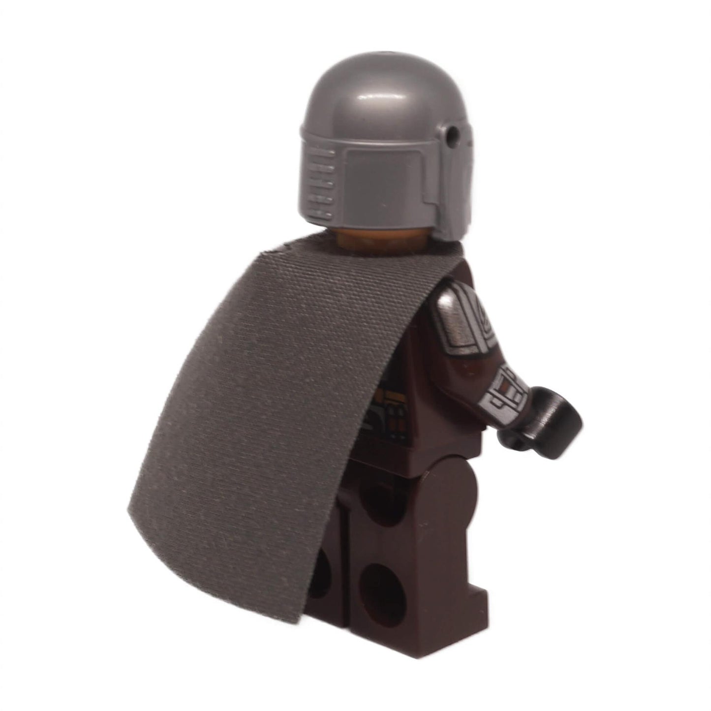 LEGO The Mandalorian Minifigure sw1488 with Silver Beskar Armor Cape and Printed Head backside