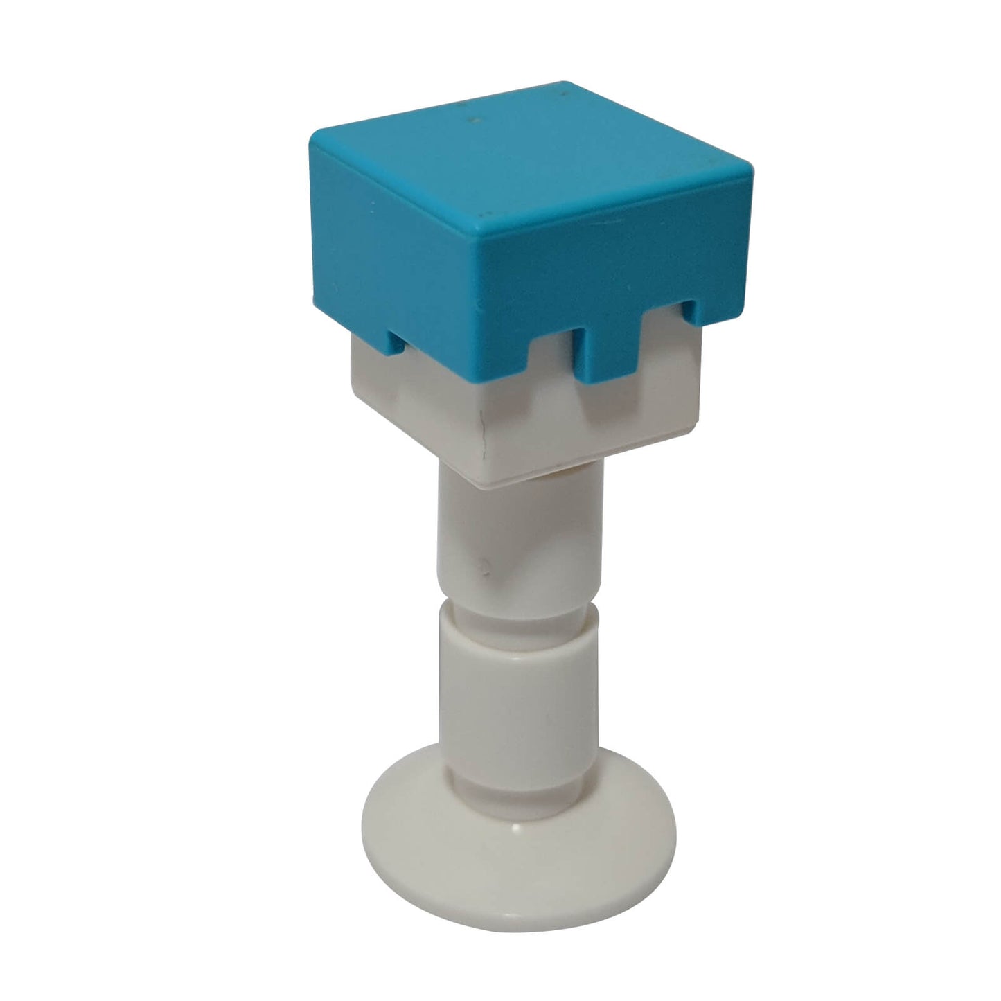 Medium Azure LEGO® Minecraft Helmet (19728), a pixelated headgear piece perfect for representing Enchanted Armor.