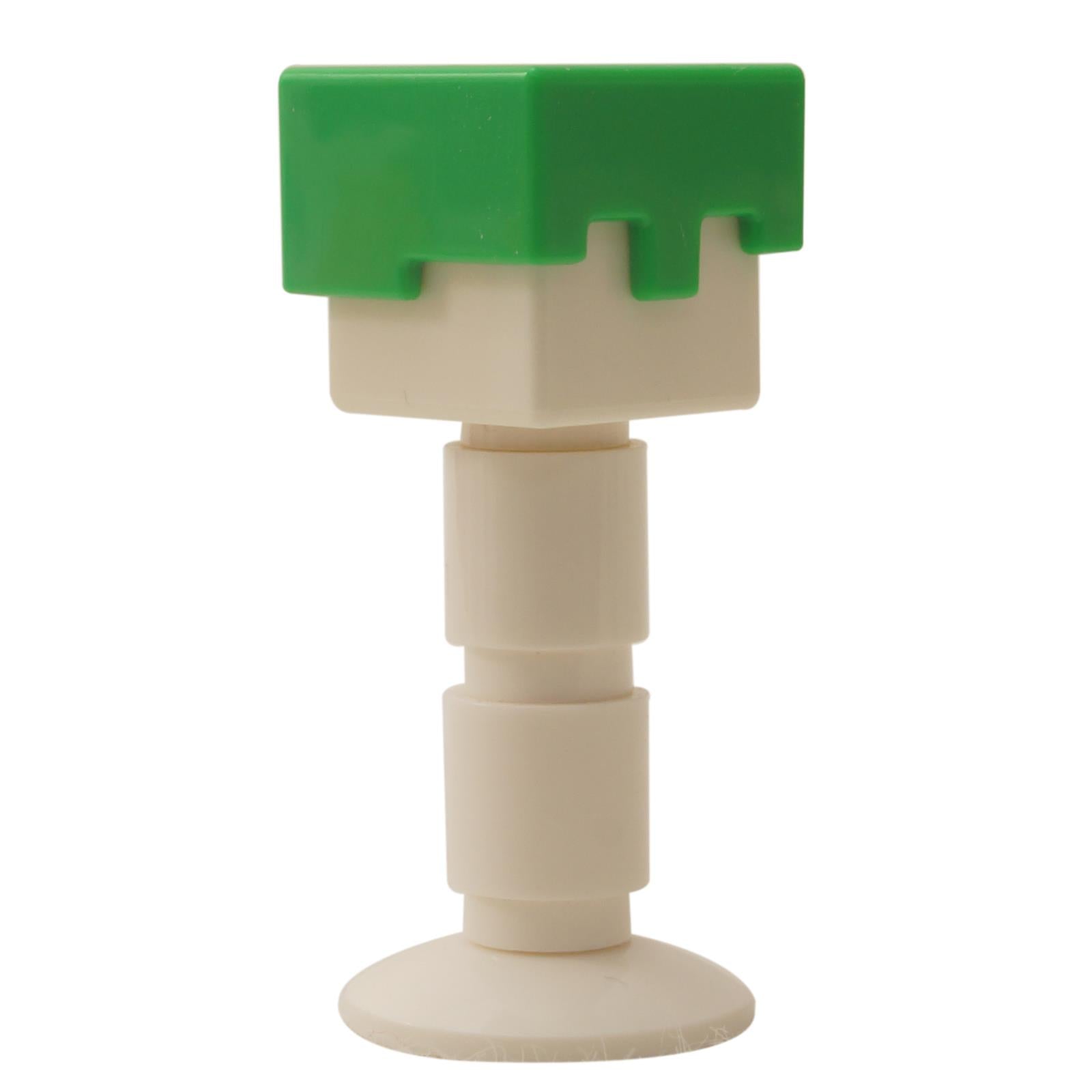 Jasnozielony LEGO® Minecraft Helmet (19728), pikselowany element nakrycia głowy przedstawiający hełm ze skorupy żółwia z gry.