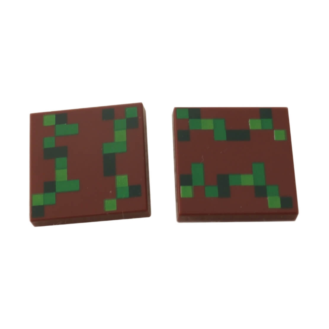 LEGO Minecraft pixelated green printed tile 3068pb1790