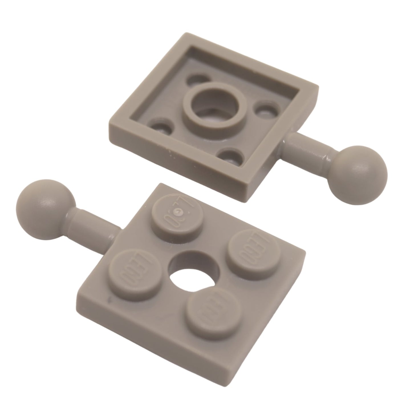 LEGO® piastretta modificata 2 x 2 con pallino e foro in grigio chiaro, utilizzata per giunti e costruzioni articolate
