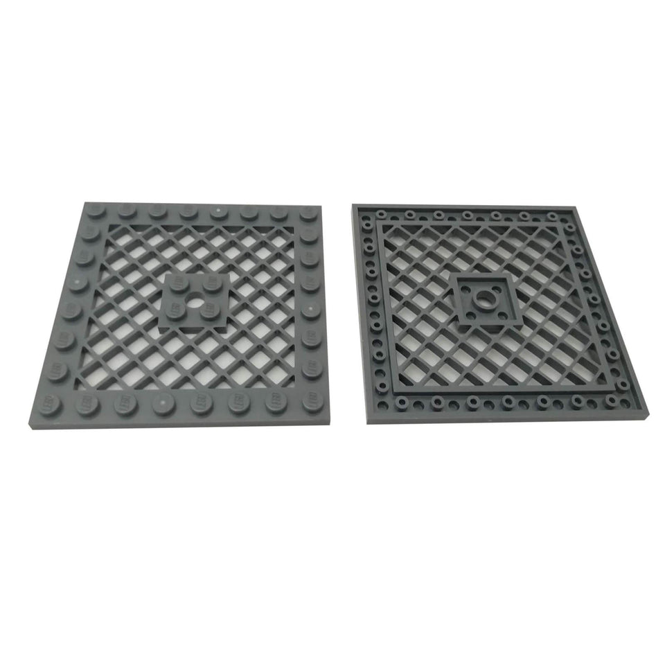 Placă modificată 8x8 gri-albastru închis cu model de grilă și orificiu central, element structural mare pentru ventilații sau platforme
