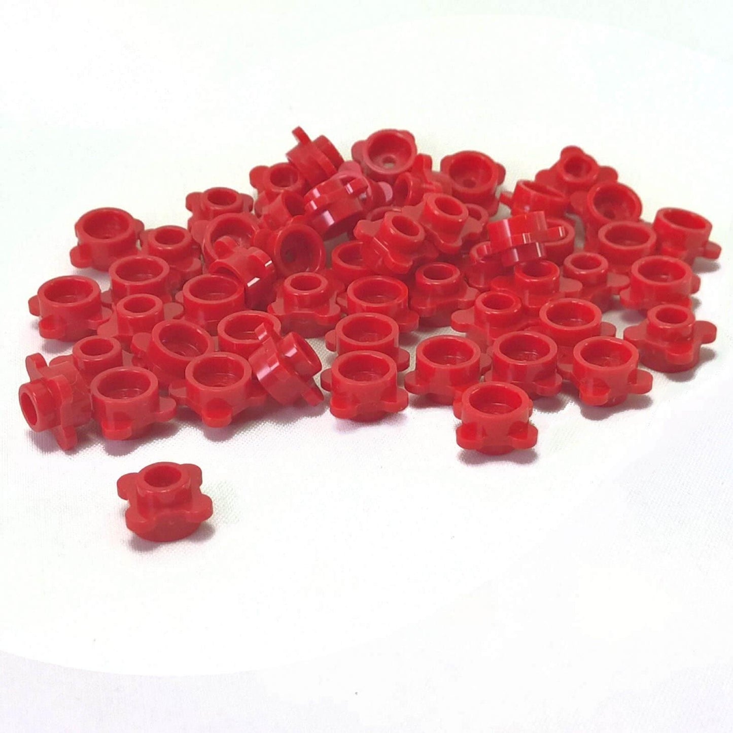 LEGO® Plate Round 1 x 1 with Flower Edge 33291 flower-shaped plant element red