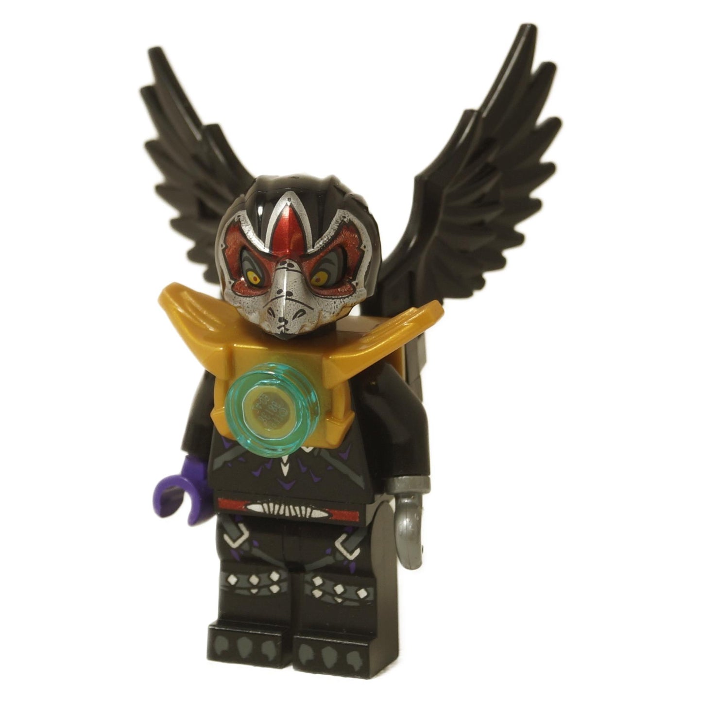 LEGO Legends of Chima Raven Prince minifigure, Razar (loc042), wearing pearl gold armor with a CHI orb, black wings, and a black raven helmet with red and silver war paint.