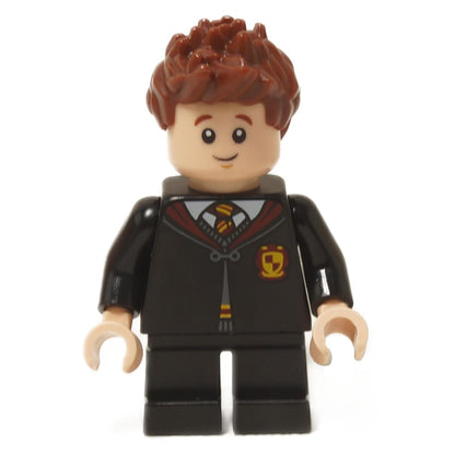 LEGO® Seamus Finnigan minifigure hp491 wearing clasped Gryffindor robe with black short legs detailed torso close-up view