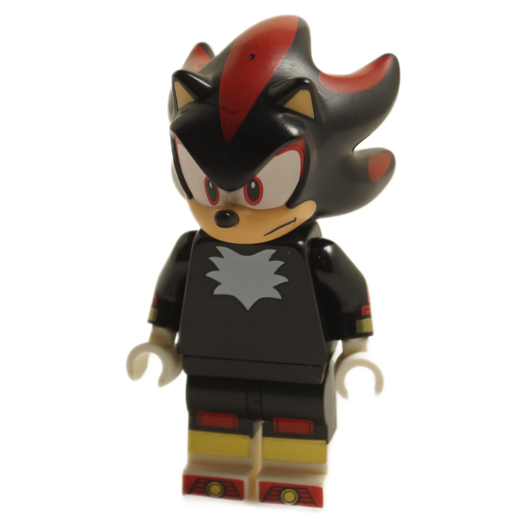 LEGO minifigure of Shadow the Hedgehog with black and red design, red eyes, and spiky hair.