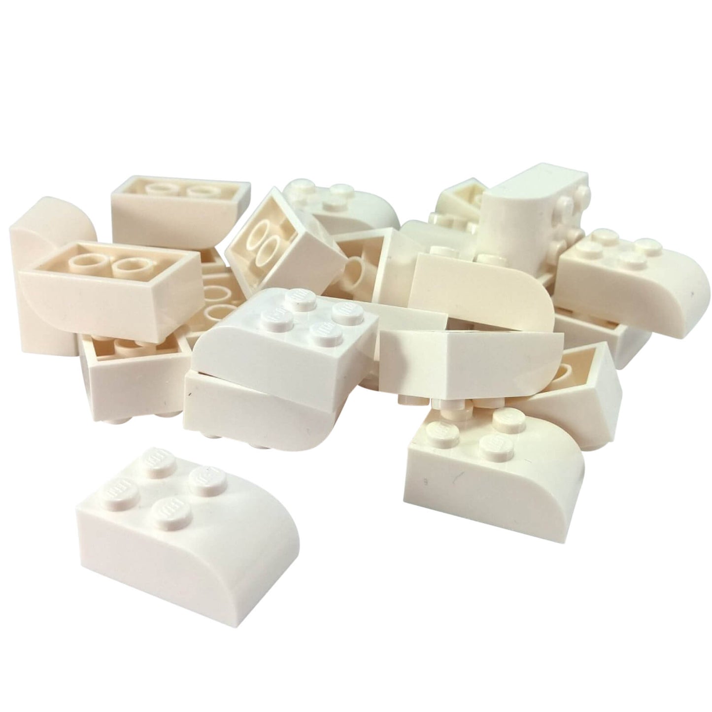 Weiß LEGO® gebogene Neigung 3x2 mit vier Noppen Teil 6215 glatte abgerundete Oberseite Nahaufnahme