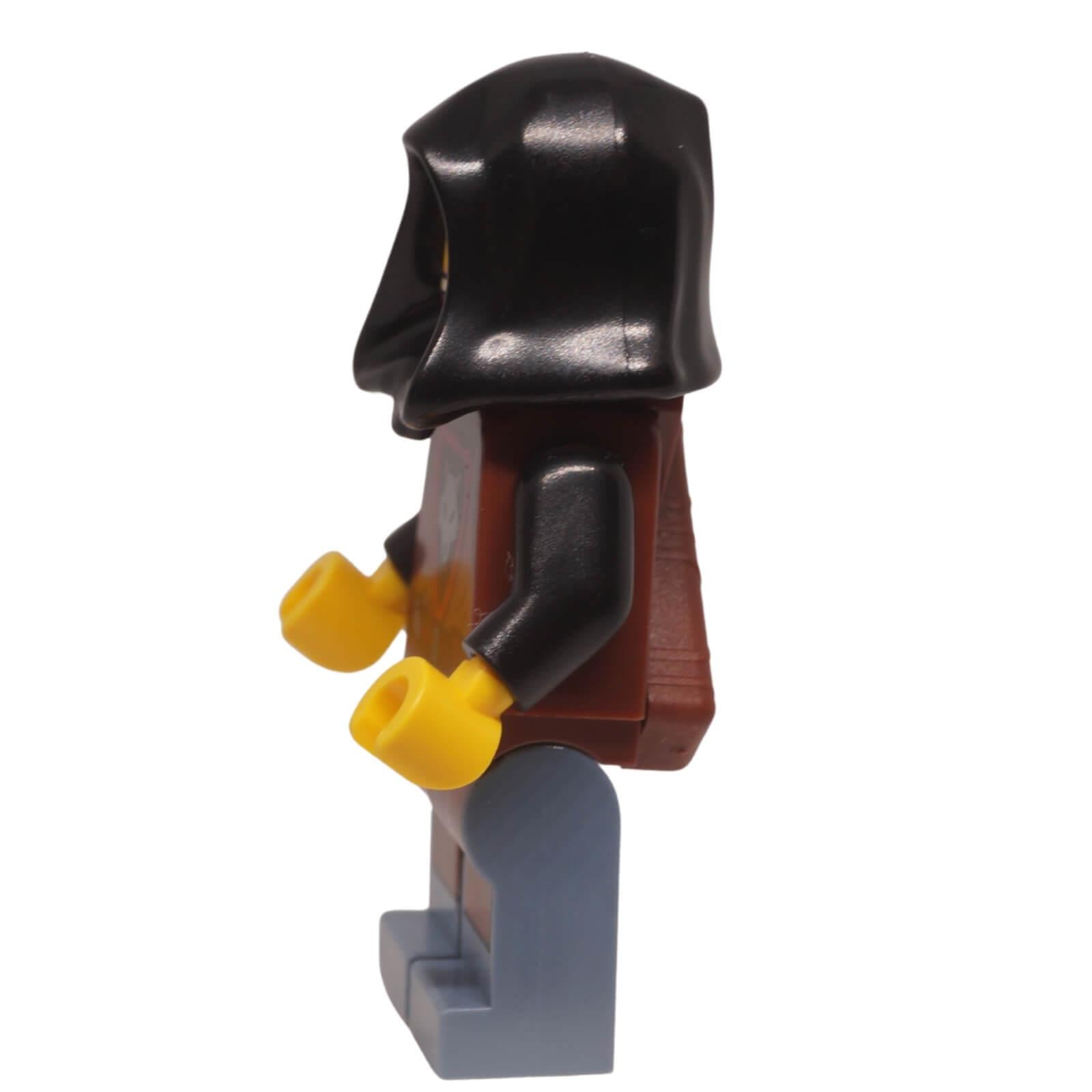 LEGO Wolfpack female minifigure bdp281 black hood quiver wolf emblem, side profile